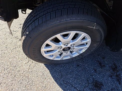 New 2026 Toyota Tacoma SR5 image 14