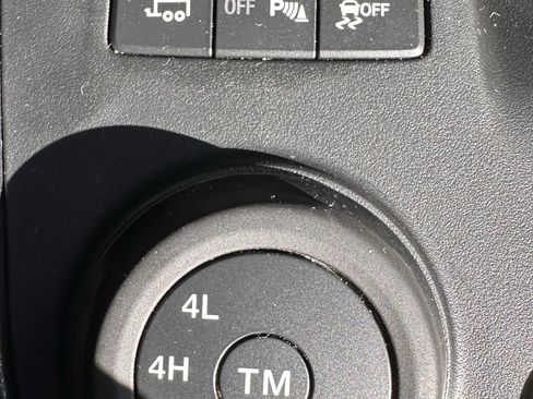 Used 2022 Ford Ranger Lariat w/ FX4 Off-Road Package image 29