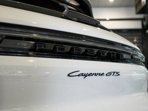 New 2026 Porsche Cayenne GTS AWD/4WD image 14