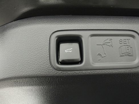 Used 2024 Lincoln Navigator Reserve image 14