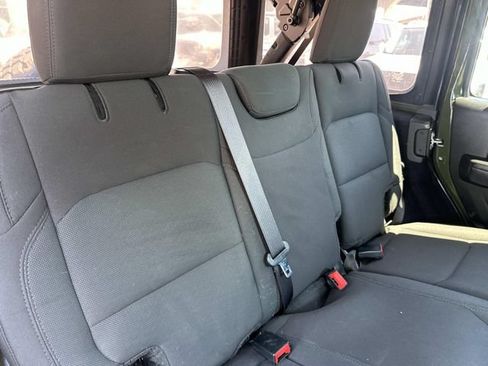 Used 2022 Jeep Wrangler Unlimited Sport AWD/4WD image 13