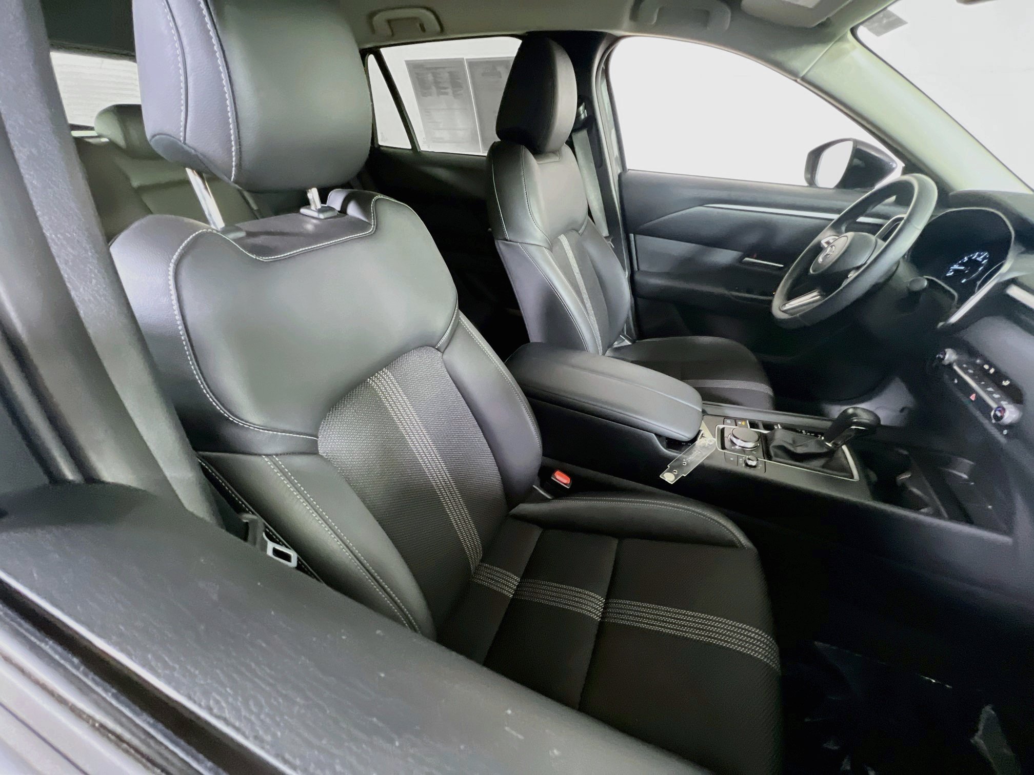 Used 2024 MAZDA CX-50 AWD 2.5 S w/ Weather Package image 26