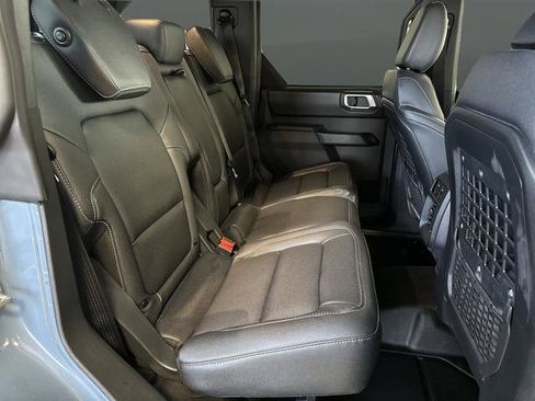 New 2025 Ford Bronco Badlands w/ Sasquatch Package image 30