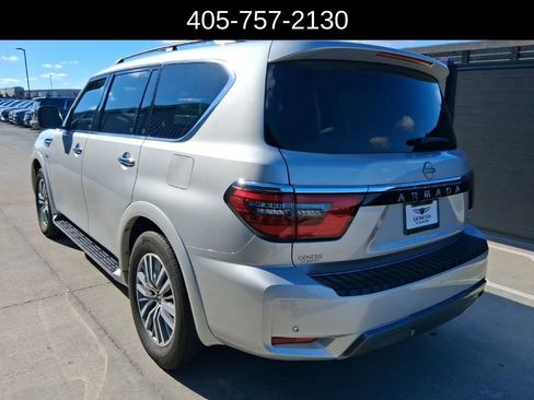 Used 2021 Nissan Armada SL w/ Captain's Chairs Package image 3
