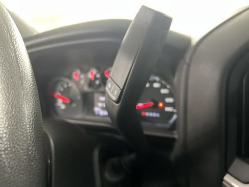 Certified 2023 Chevrolet Silverado 1500 Custom AWD/4WD image 15