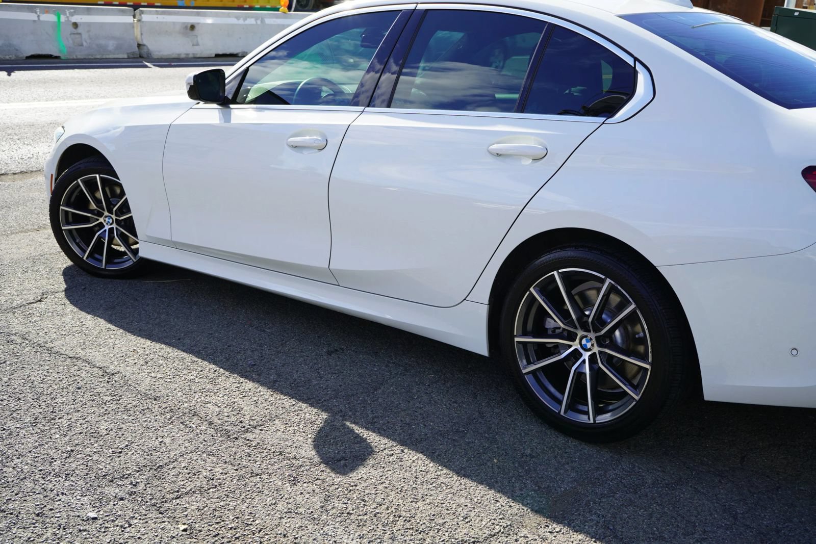 Used 2020 BMW 330i Sedan w/ Convenience Package RWD image 6