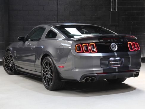 Used 2014 Ford Mustang Shelby GT500 w/ Equipment Group 821A RWD image 15