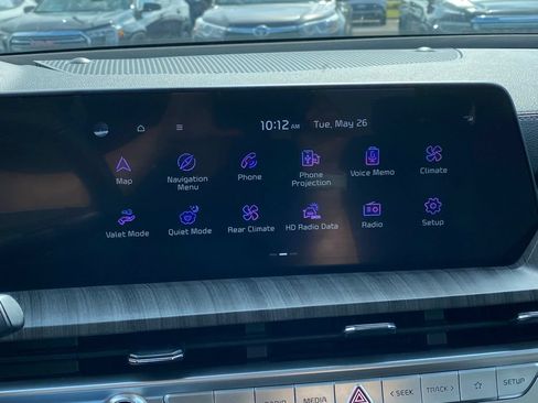Used 2023 Kia Telluride EX w/ EX Captain's Chair Package FWD image 12
