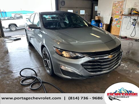 Used 2024 Chevrolet Malibu LT image 8