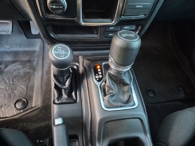 Used 2021 Jeep Wrangler Unlimited Sport AWD/4WD image 12