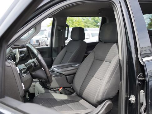 Used 2023 GMC Sierra 2500 SLE AWD/4WD image 17