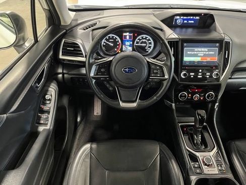 Used 2023 Subaru Forester Touring AWD/4WD image 18