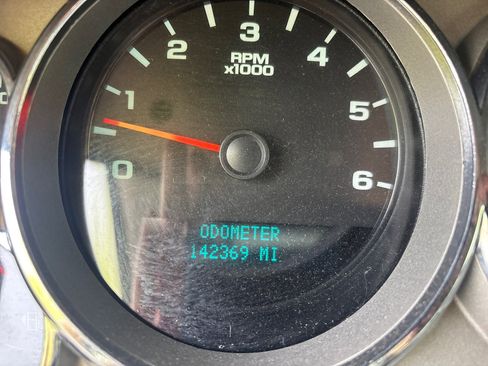 Used 2008 Chevrolet Silverado 2500 LT w/ 1LT Convenience Package image 11