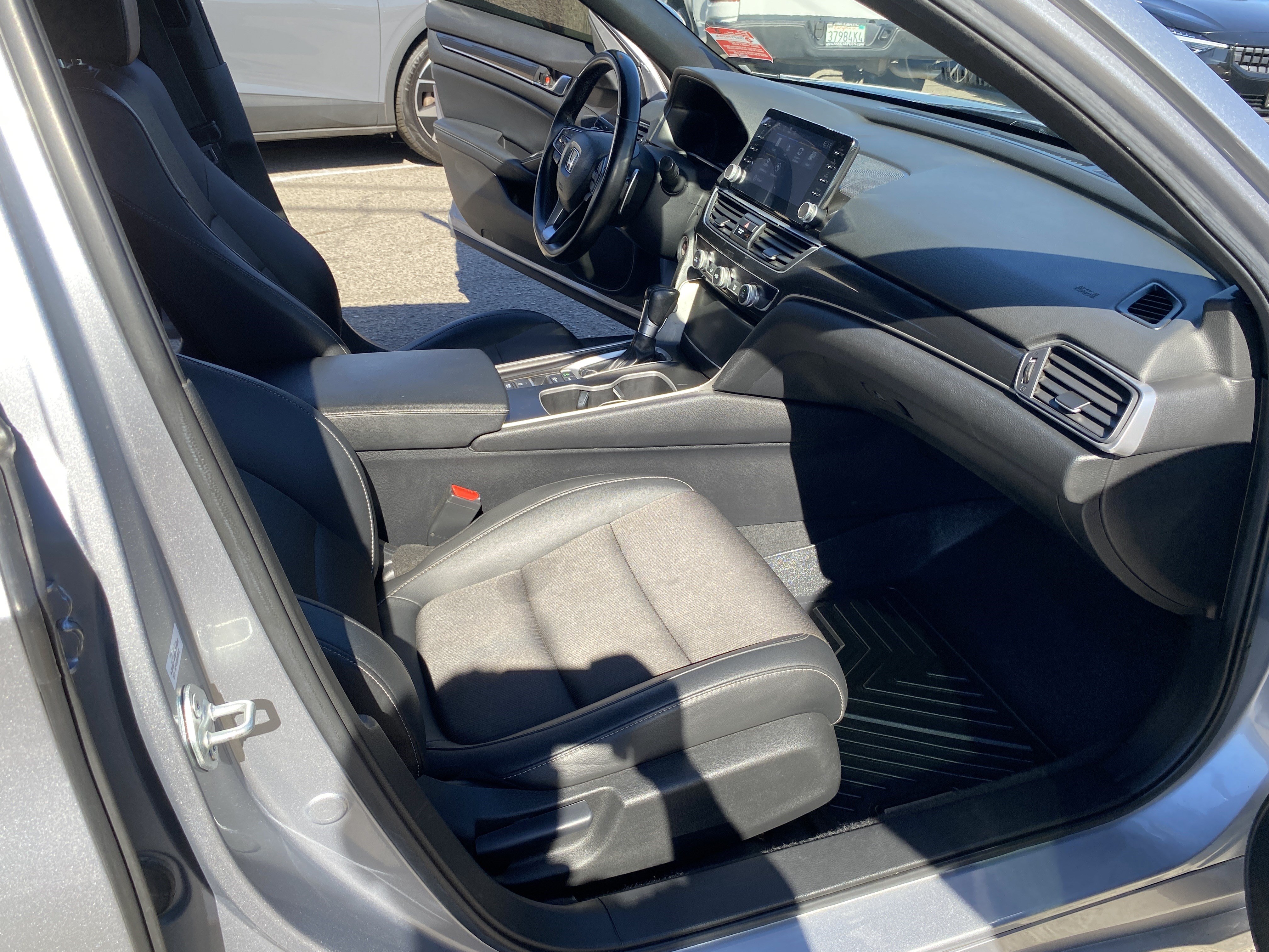 Used 2021 Honda Accord Sport image 19