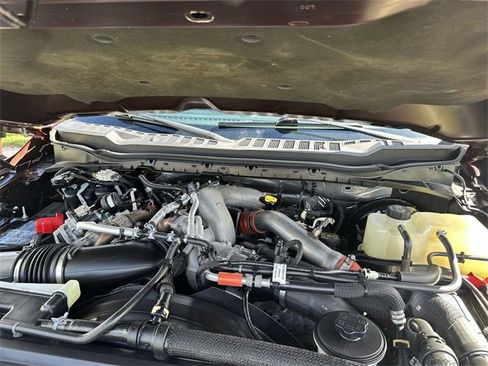 Used 2024 Ford F350 Platinum w/ FX4 Off-Road Package image 18