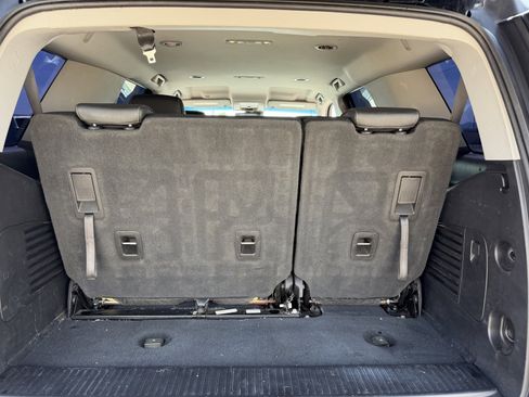 Used 2020 Chevrolet Tahoe LT image 9