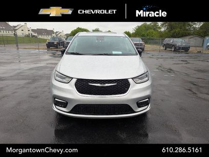 Used 2024 Chrysler Pacifica Limited