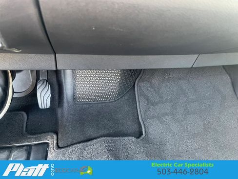 Used 2023 Nissan Ariya FWD image 31
