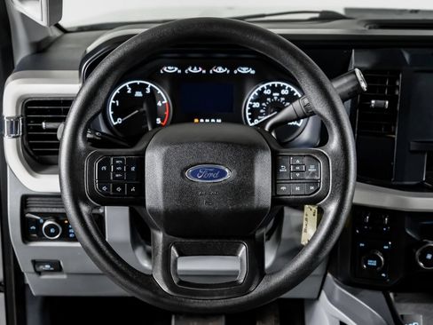 Used 2024 Ford F350 XLT AWD/4WD image 17