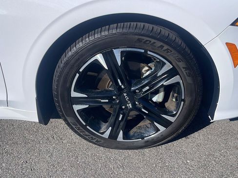 Used 2023 Kia K5 GT-Line w/ GT-Line Premium Package FWD image 9