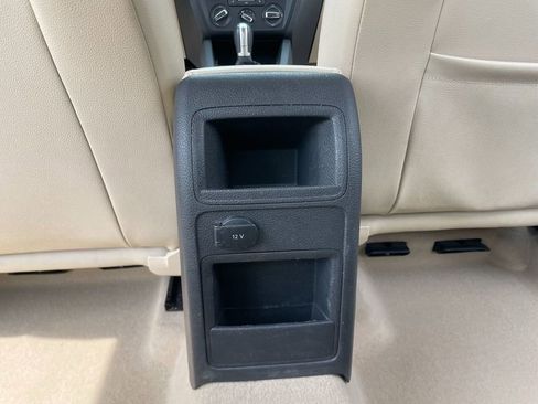 Used 2015 Volkswagen Jetta SE FWD image 27