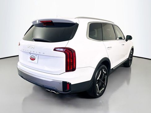 Used 2025 Kia Telluride S image 5