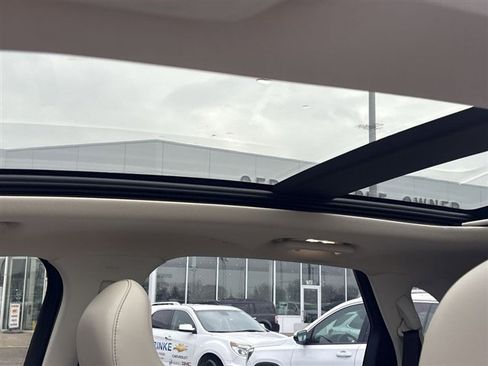 Used 2019 Ford Edge Titanium w/ Equipment Group 301A image 19