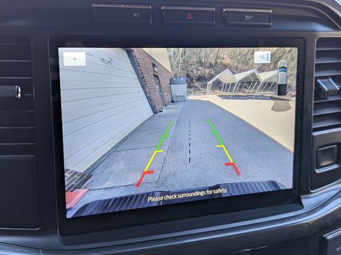 Used 2022 Ford F150 XLT w/ Equipment Group 302A High image 26