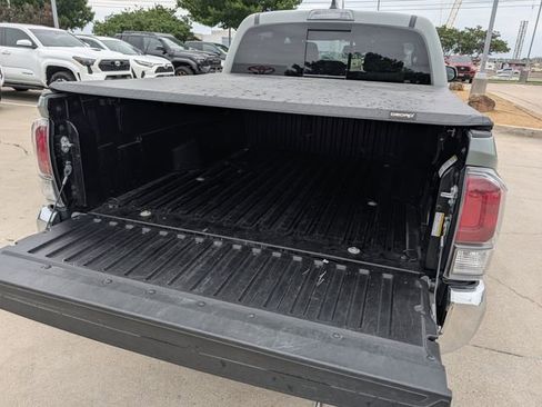 Certified 2023 Toyota Tacoma TRD Off-Road AWD/4WD image 27