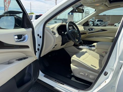 Used 2020 INFINITI QX60 Luxe w/ Sensory Package AWD/4WD image 4