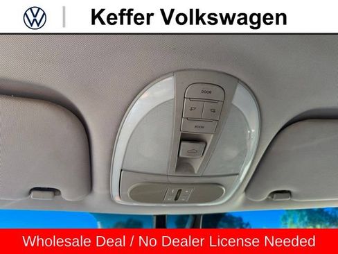 Used 2009 Hyundai Genesis 3.8 w/ Premium Pkg 2 RWD image 25