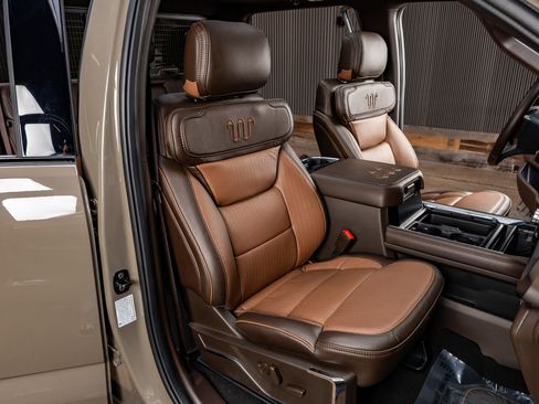 Used 2026 Ford F250 King Ranch w/ Chrome Package image 31