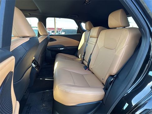 Used 2023 Lexus RX 350 Premium image 13