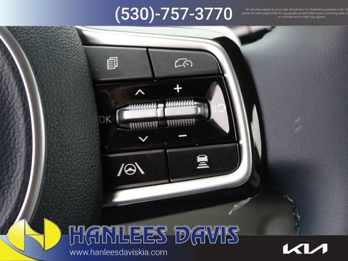 New 2026 Kia Carnival EX image 33