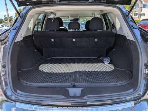 Used 2021 Nissan Murano SV w/ Cargo Package FWD image 13