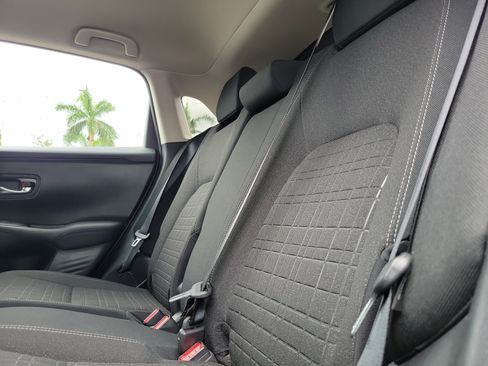 Certified 2024 Honda HR-V LX image 9