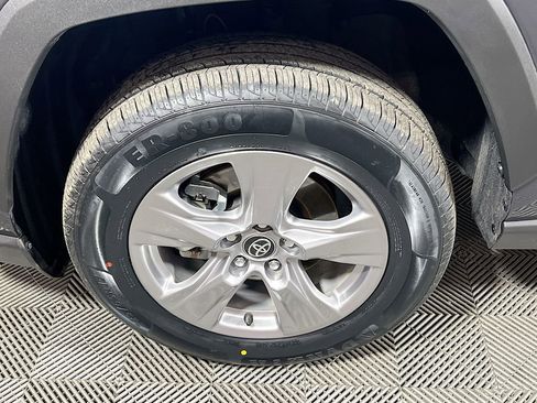 Certified 2025 Toyota RAV4 XLE AWD/4WD image 27