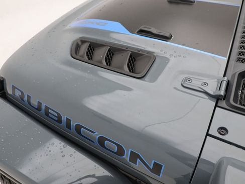 Used 2024 Jeep Wrangler Unlimited Rubicon 4xe image 29