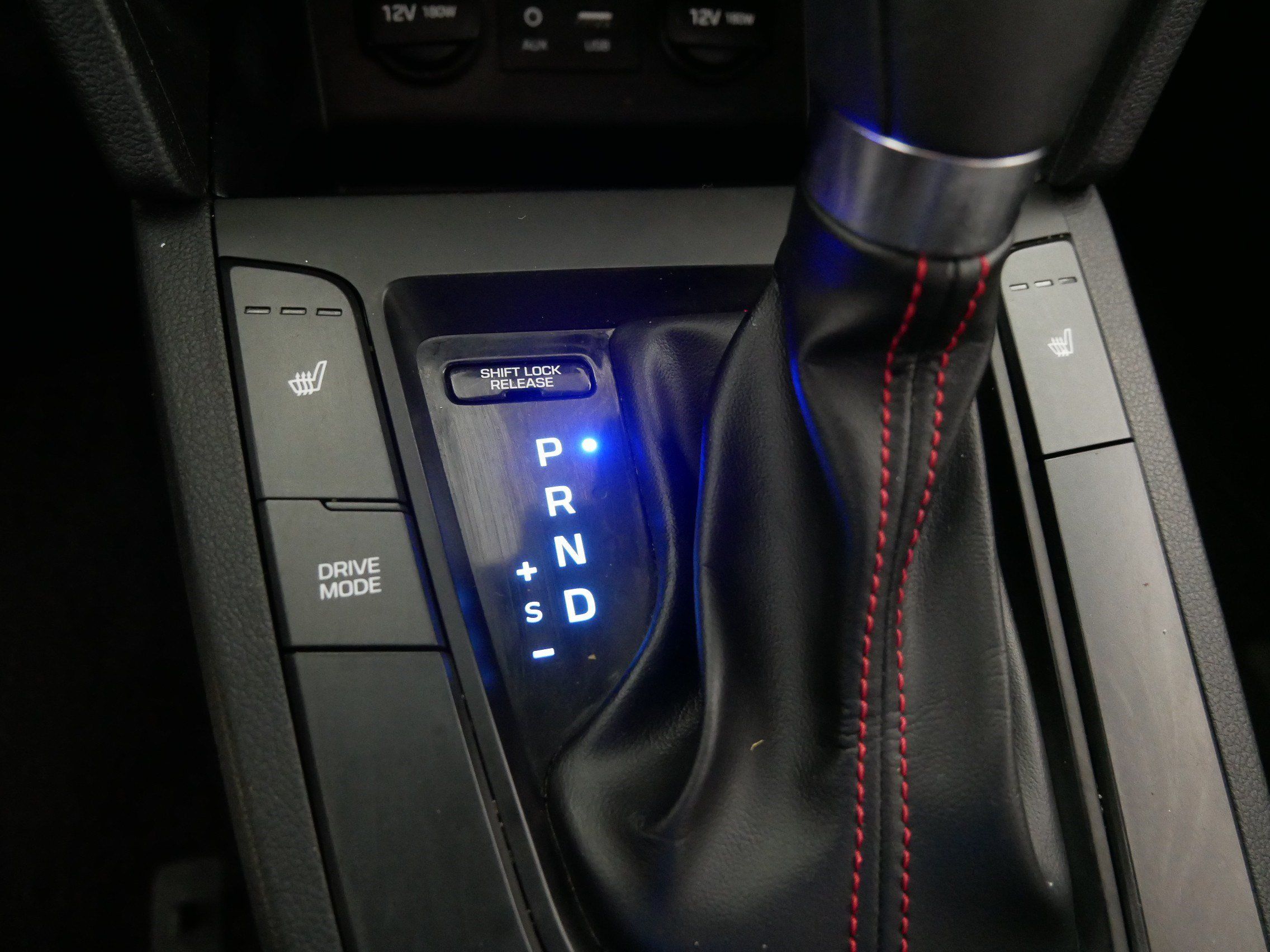 Used 2019 Hyundai Elantra Sport w/ Premium Package 03 FWD image 32