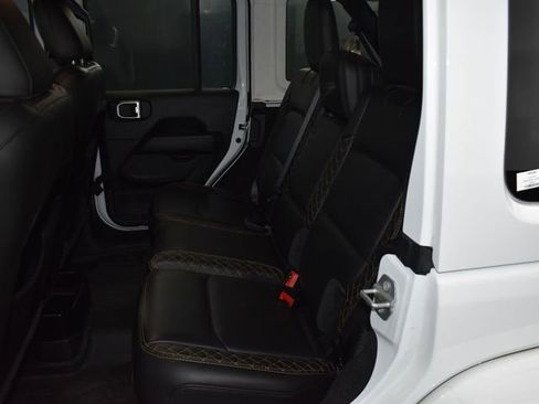 Used 2023 Jeep Wrangler Altitude image 36