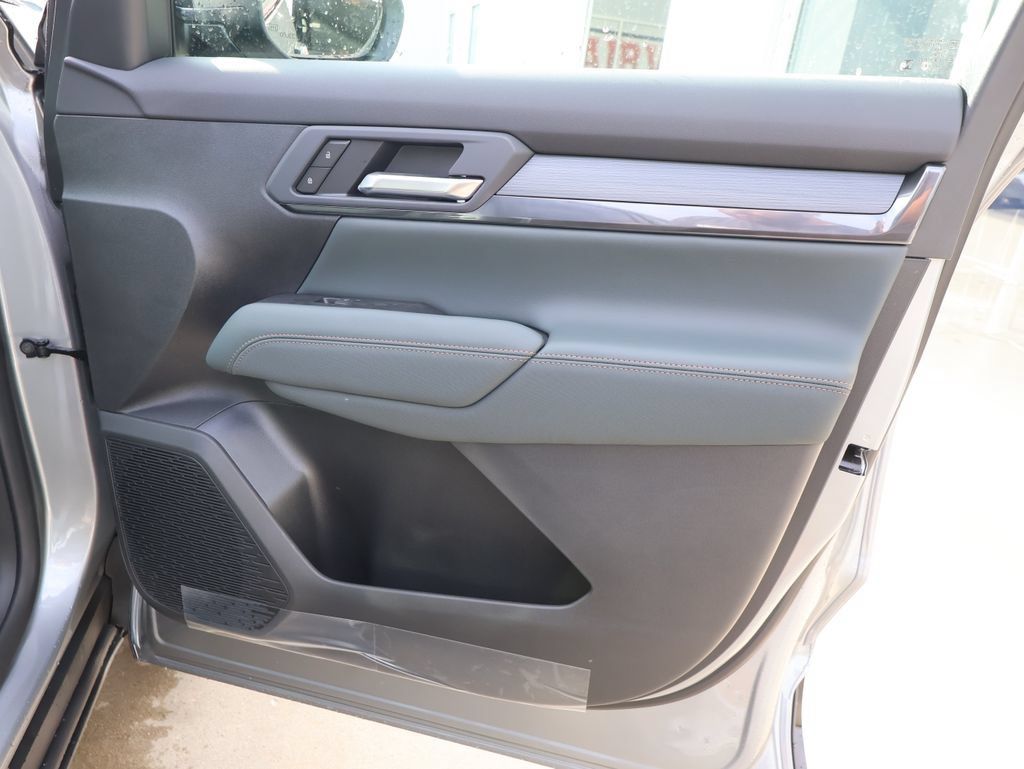New 2027 GMC Terrain AT4 w/ Convenience Package III AWD/4WD image 33