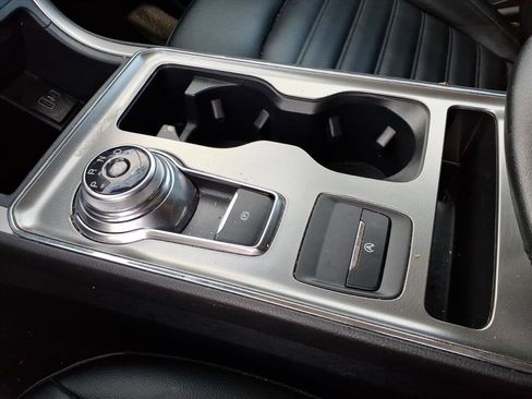 Used 2022 Ford Edge SEL image 14