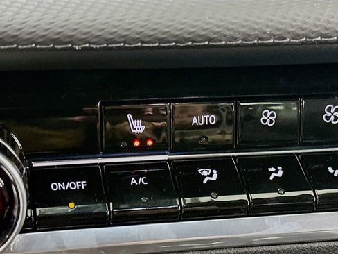 New 2026 Chevrolet Equinox LT w/ Convenience Package II image 21