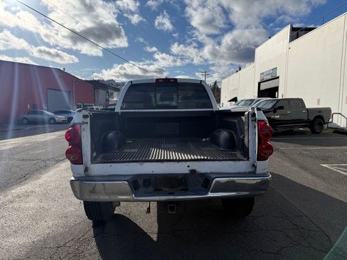 Used 2007 Dodge Ram 2500 Truck SLT w/ Protection Group AWD/4WD image 4