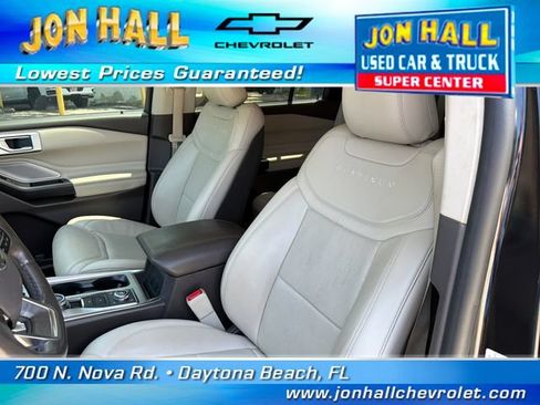 Used 2020 Ford Explorer Platinum w/ Premium Technology Package AWD/4WD image 20