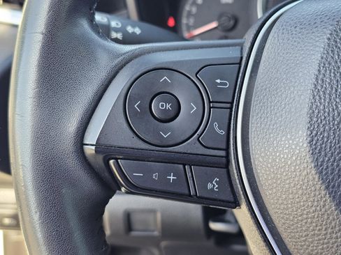 Used 2022 Toyota Corolla SE image 18