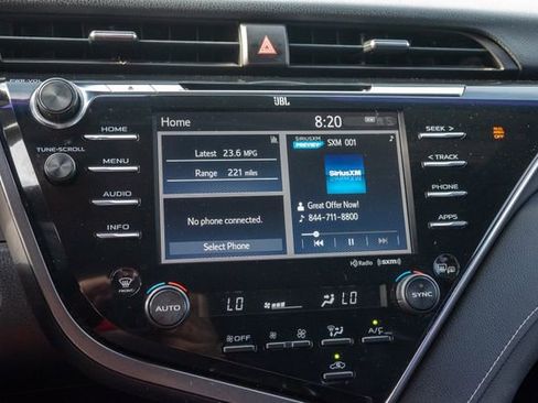 Used 2018 Toyota Camry XSE w/ Four Season Floor Mat Package FWD image 18
