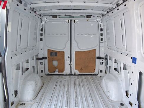 Used 2016 Mercedes-Benz Sprinter 2500 image 24