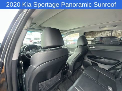 Used 2020 Kia Sportage EX w/ Option Group 15 image 22