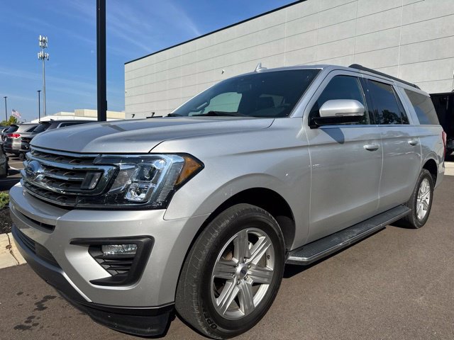 Used 2019 Ford Expedition Max XLT w/ Equipment Group 202A RWD image 2